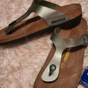 Size 9 Birkenstock Gizeh style